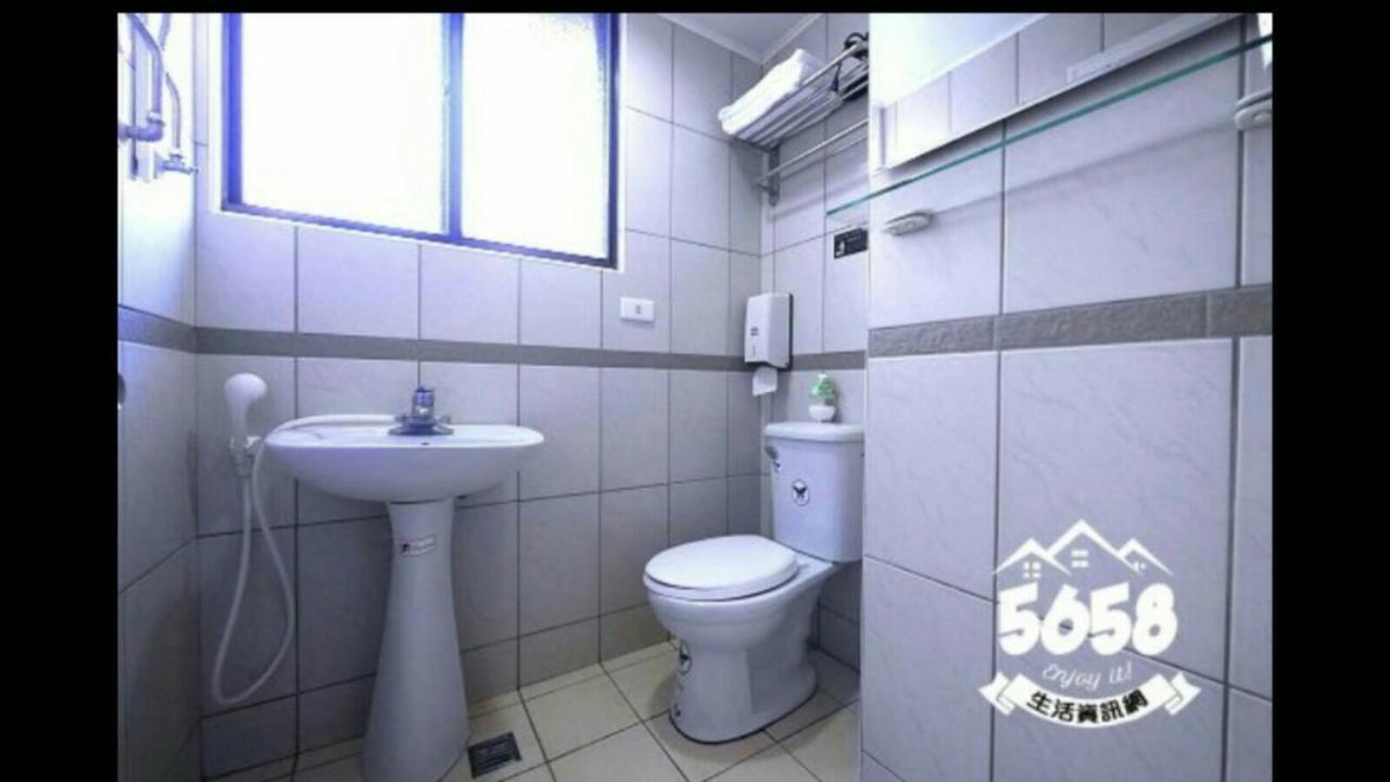 Ferienwohnung 逢甲nu House Taichung Exterior foto